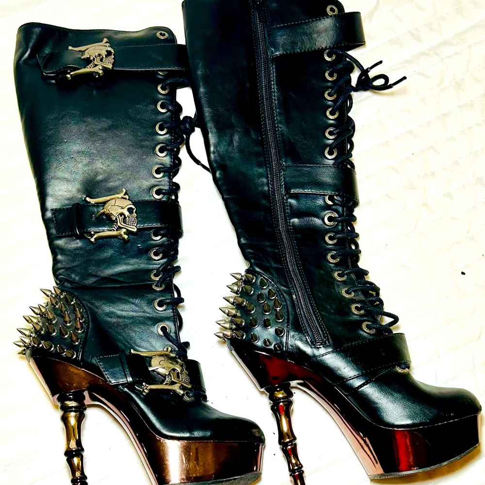 DEMONIA Muerto boots